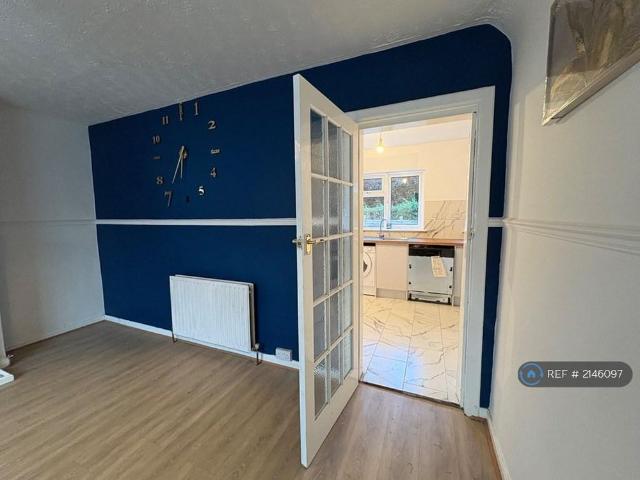 House for rent in Lenton Abbey, City of Nottingham
