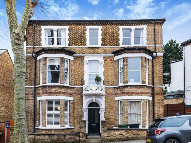 House for rent in West Norwood, Greater London