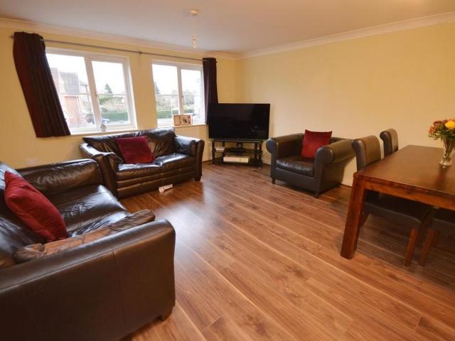 House for rent in Royal Borough of Kingston upon Thames, Greater London