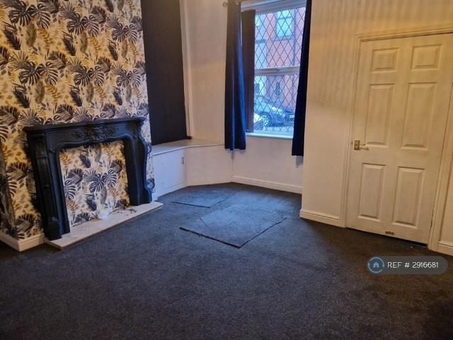 House for rent in Buckley Wells, Bury