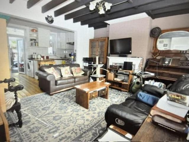 House for rent in Middle Park, Greater London