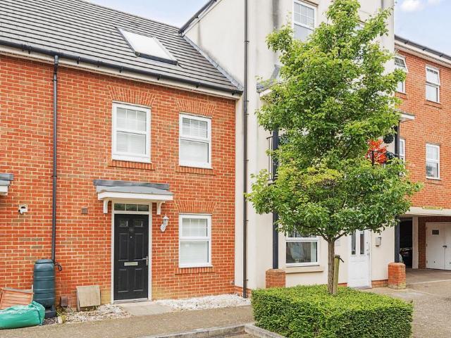 House for rent in Bromley Common, Greater London