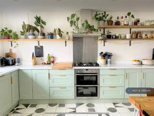 House for rent in London Borough of Lewisham, Forest Hill