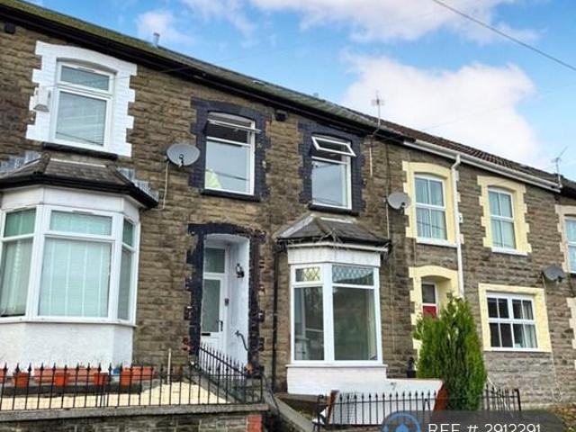 House for rent in Tylorstown, Wales