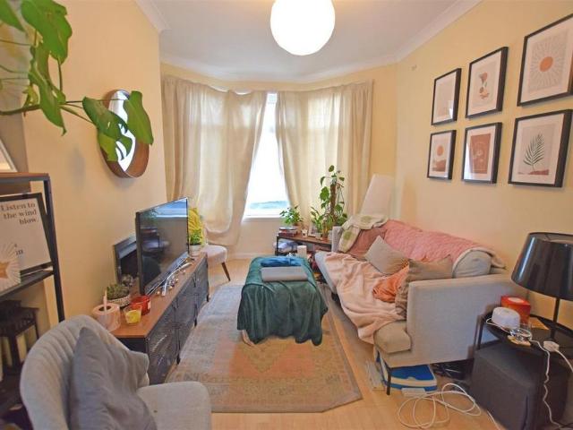 House for rent in Plasnewydd, Falcon Lodge