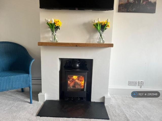House for rent in Cliff Hill, Green Close
