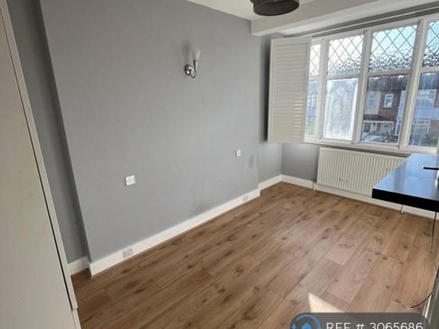 House for rent in London Borough of Redbridge, Greater London