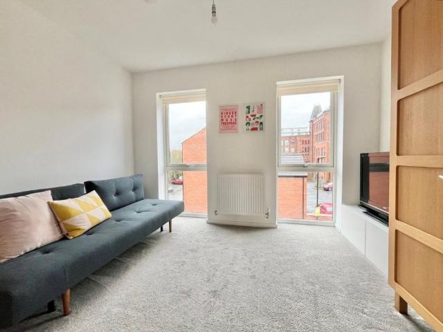 House for rent in Reddish, Greater Manchester