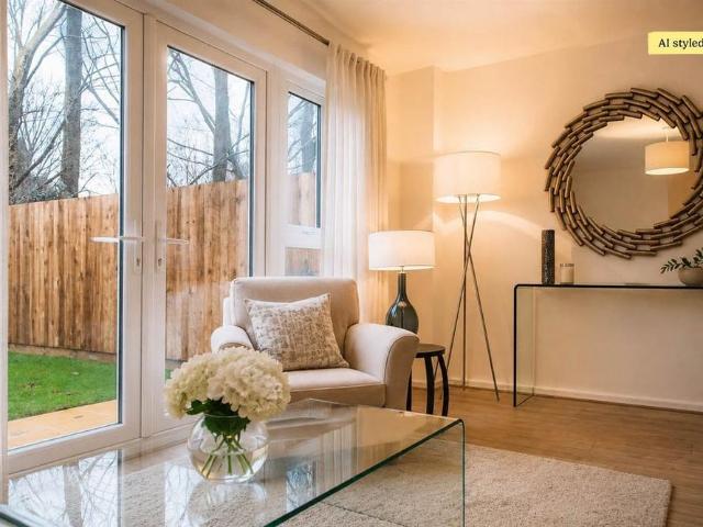 House for rent in Burnedge, Greater Manchester