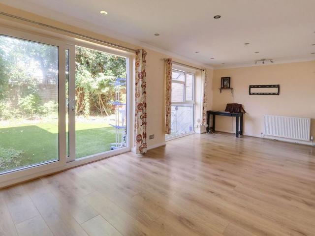 House for rent in Ham, School House
