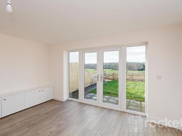 House for rent in Stoke, Stoke-on-Trent
