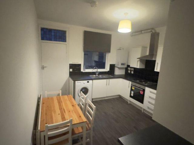 House for rent in Hyde Park, West Yorkshire