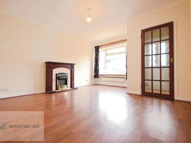 House for rent in Byfleet, Woking