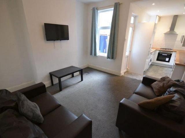 House for rent in Bede Island, Old Wharf