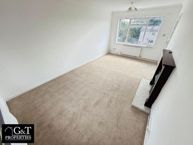 House for rent in Dixons Green, West Midlands
