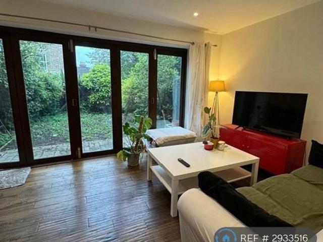 House for rent in London Borough of Lewisham, Blackheath