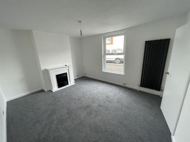 House for rent in Ewens Farm, Golden Valley