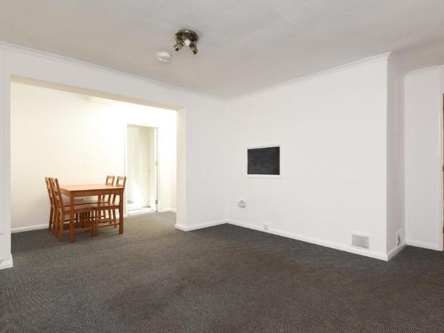House for rent in Barracks, The Bridge