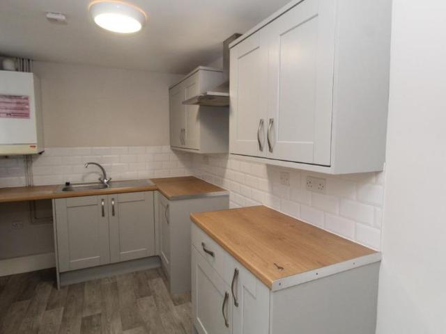 House for rent in Caldermill, East Midlands