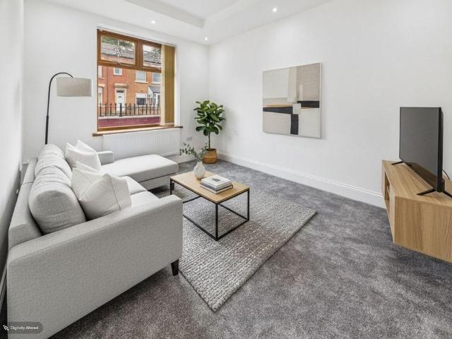 House for rent in Queen's Park, Blackburn