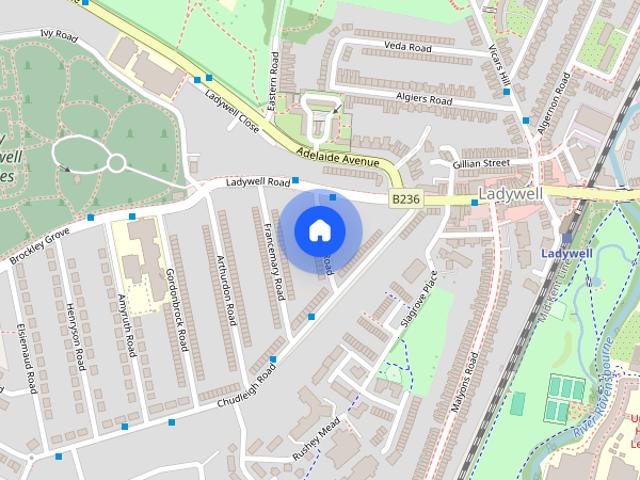 Townhouse for rent in London Borough of Lewisham, Greater London