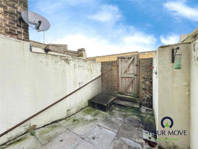 House for rent in East Cliff, Acol