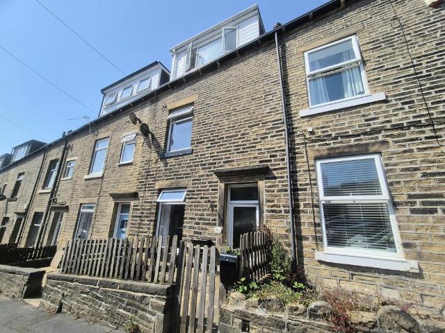 House for rent in Willowfield, Sowerby Bridge