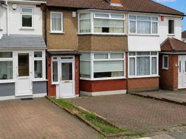 House for rent in Carterhatch, Greater London