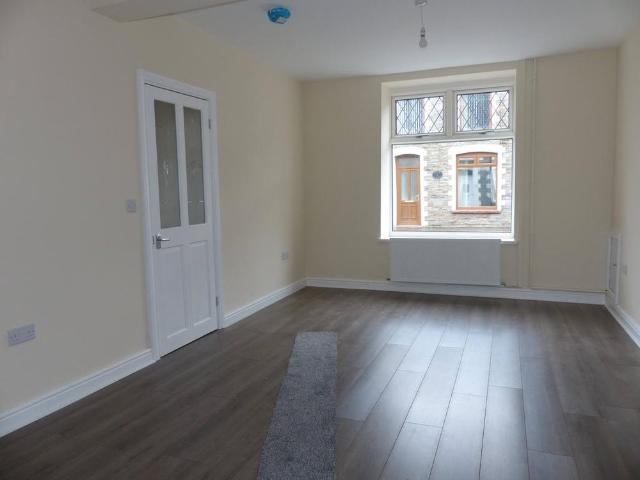 House for rent in Williamstown, Penygraig