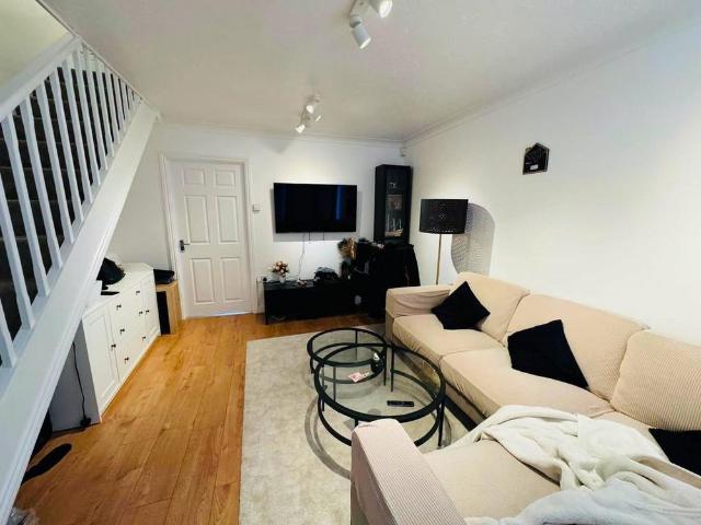 House for rent in Farley Hill, Spring Park
