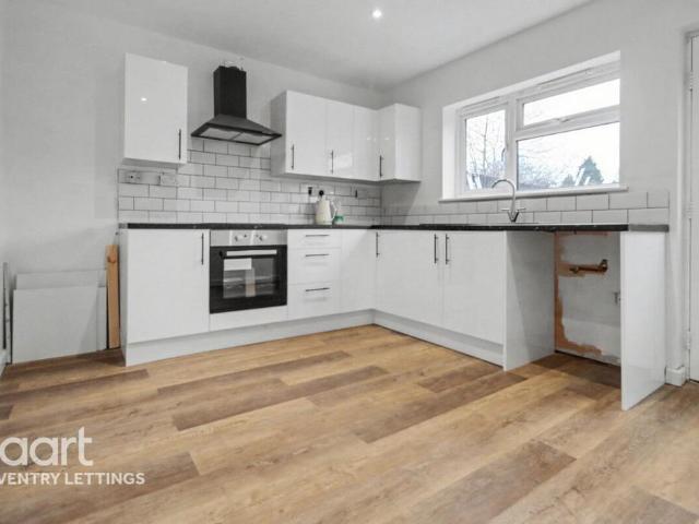 House for rent in Courthouse Green, West Midlands