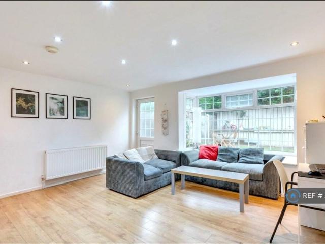House for rent in Old Lenton, Haddon