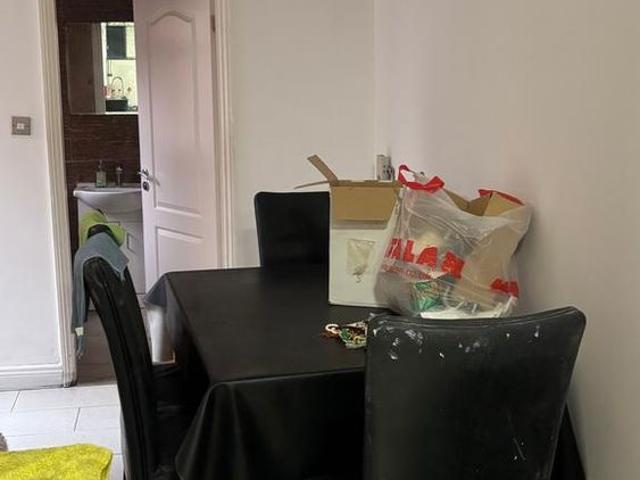 House for rent in Spinney Hills, Old Wharf
