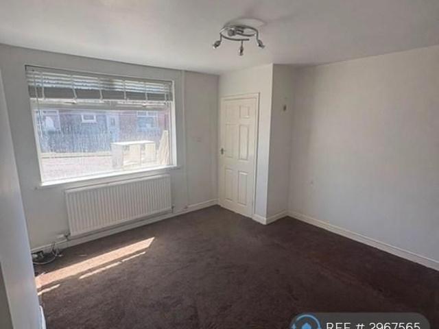 House for rent in The Haulgh, Lee Bank