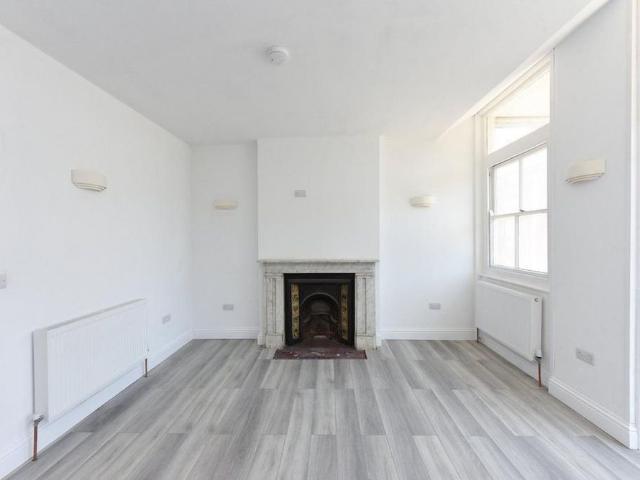 House for rent in East Cliff, Acol