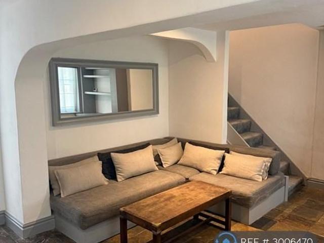 House for rent in Bedford