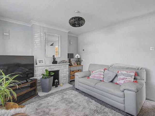 House for rent in Chipping Hill, Essex