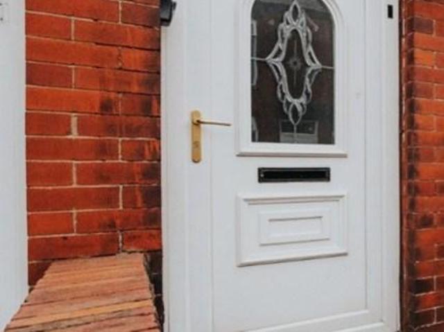 House for rent in Guide Bridge, Greenheys
