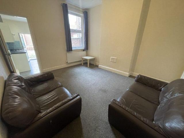 House for rent in Bede Island, Old Wharf