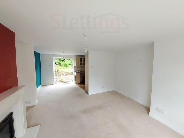 House for rent in Pouchen End, Hertfordshire