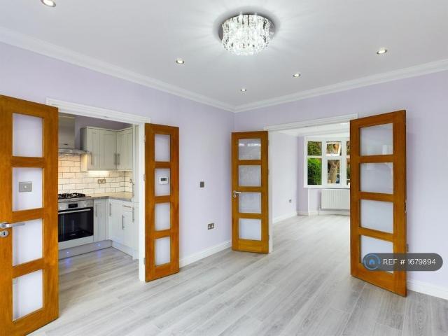 House for rent in Lane, Greater London