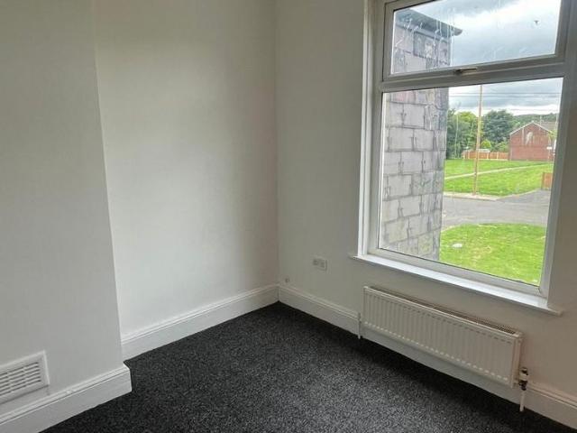 House for rent in Smallbridge, Burnedge