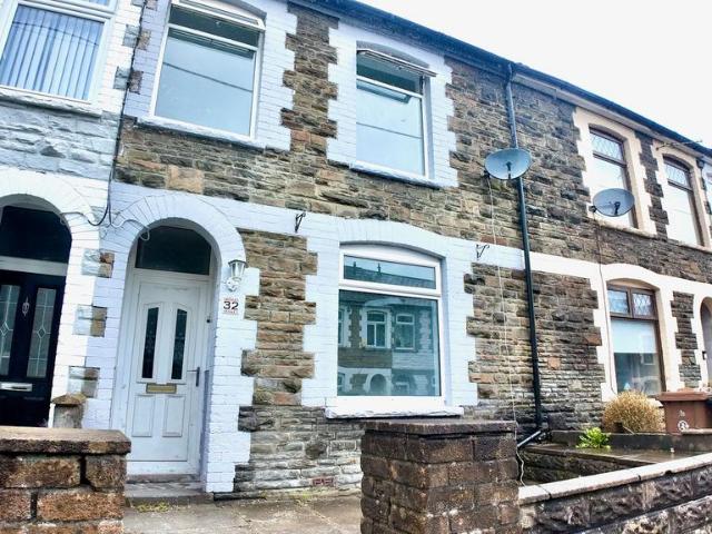 House for rent in Llanbradach, Wales