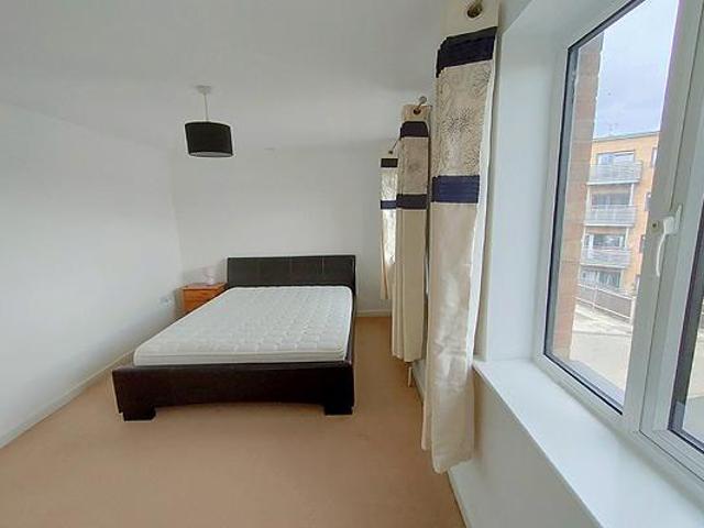 House for rent in Charlton, Greater London