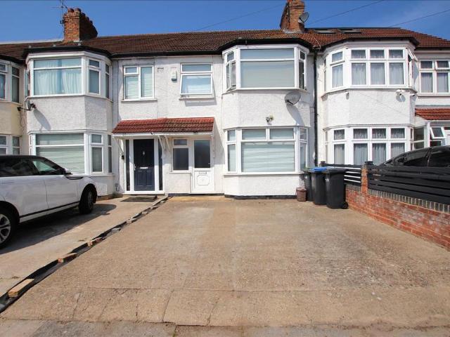 House for rent in Edmonton, Greater London