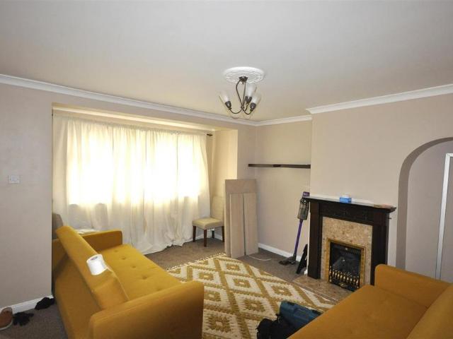 House for rent in Becontree, Greater London