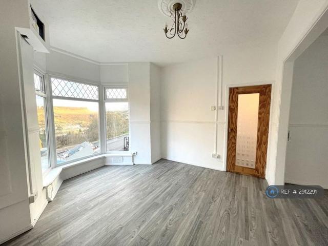 House for rent in Tylorstown, Wales