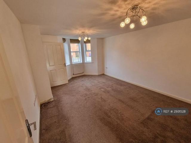 House for rent in Calderstones