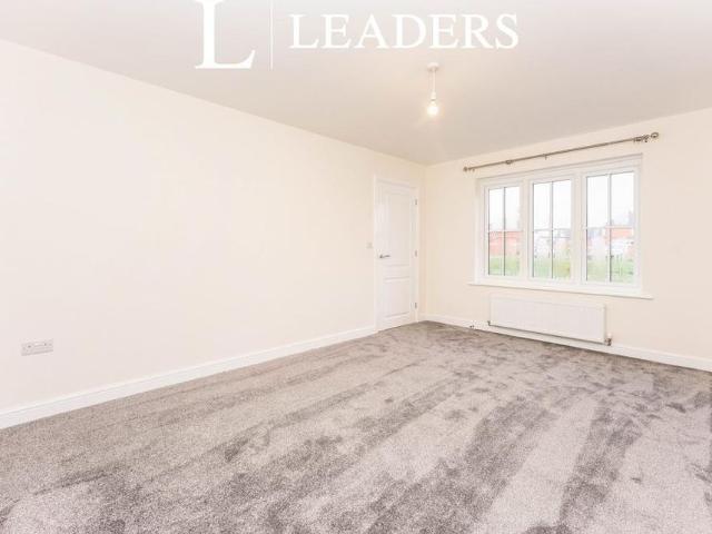 House for rent in Caldermill, East Midlands