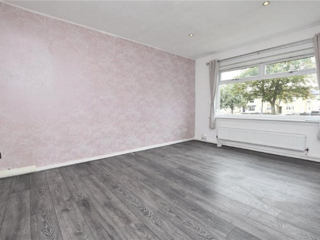 House for rent in Douglas Park Cottages, Bellshill
